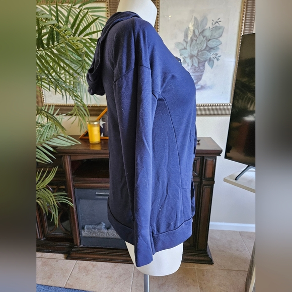 Hoodie Shirt Longsleeve Blue  Pull string with Silver accent eyelets - Picture 3 of 7